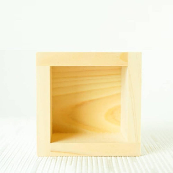 Hinoki Masu Japanese Cypress Wooden Sake Cup Daruma Design