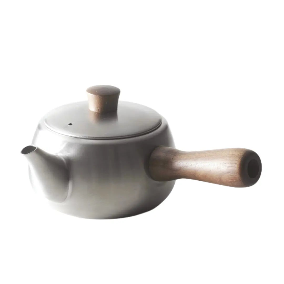 Kogu Traditional Japanese Teapot with Walnut Wood Side-Handle 370ml
