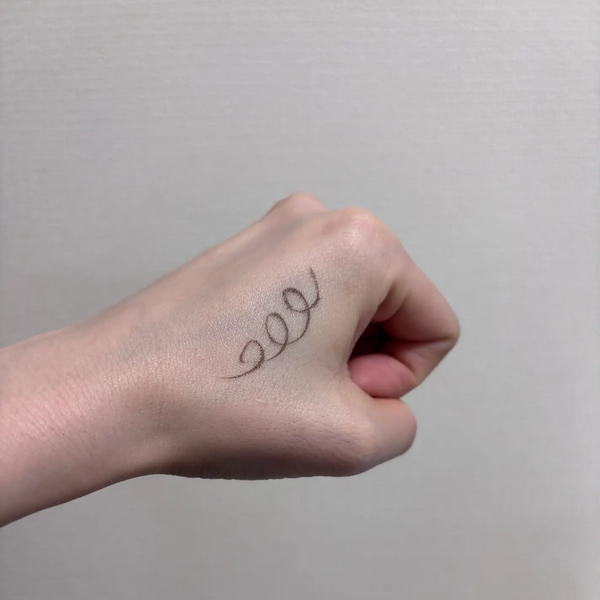 러브라이너 롱래스팅 리퀴드 워터프루프 다크 브라운 아이라이너