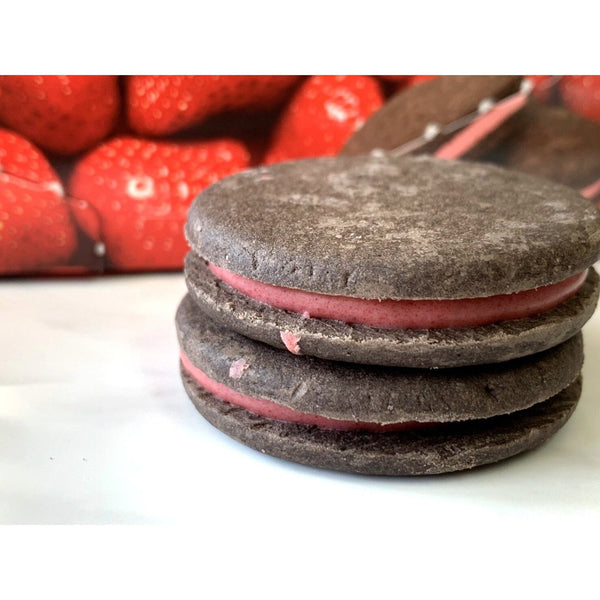 Meiji Rich Chocolate Strawberry Sandwich Biscuits (Pack of 5)