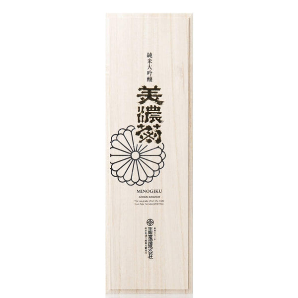 Minogiku-Junmai-Daiginjo-Kaoru-Premium-Sake-In-Wood-Box-720ml-4-2026-02-16T03:27:24.490Z.jpg