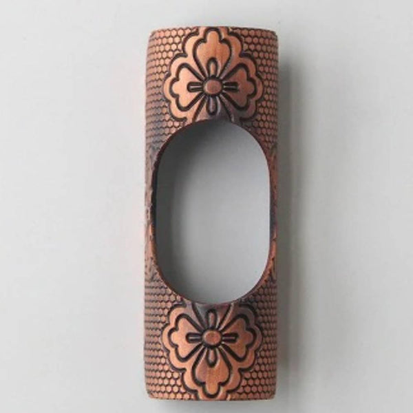 Tanabe Elegant Bronze Chopstick Rest With Traditional Pattern