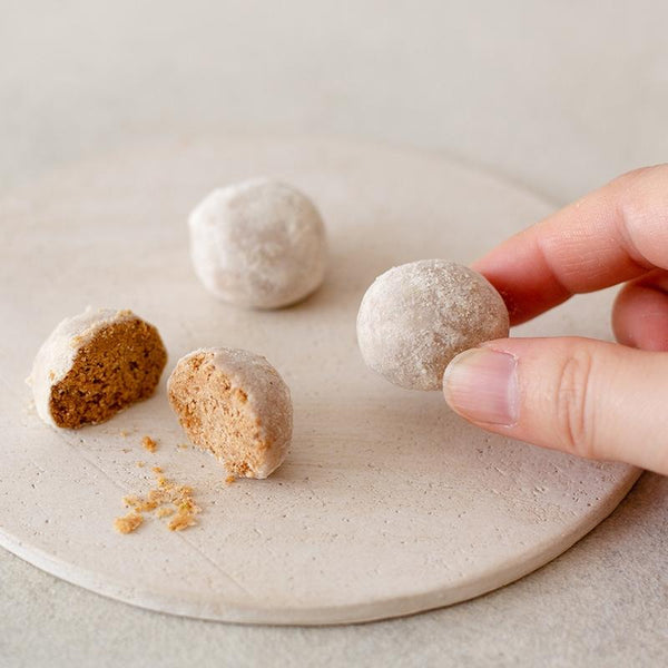 Tatatado Gluten Free Wasanbon Sugar Cookie Balls 6 Pieces (Pack of 3)