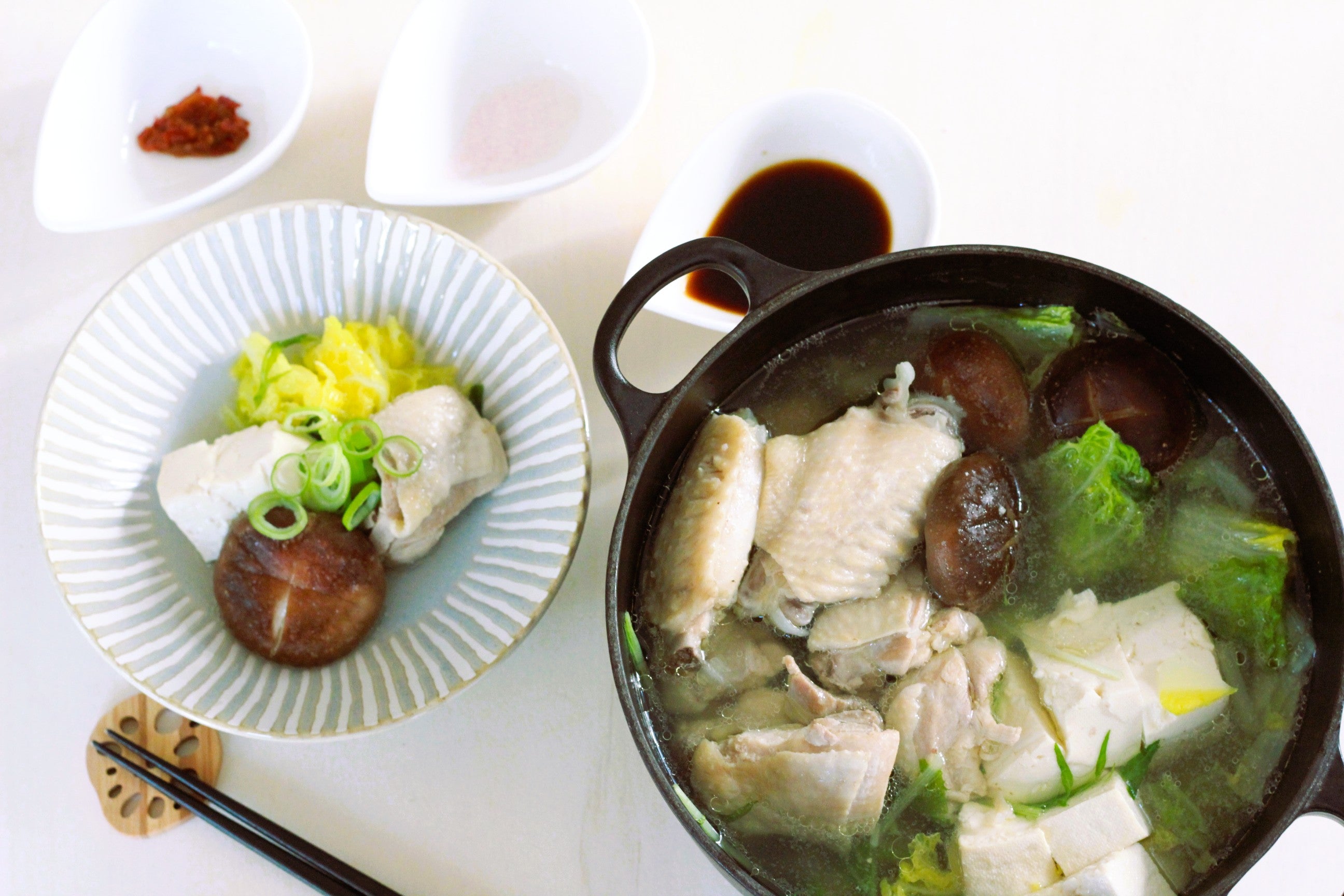 How to Make Mizutaki (Fukuoka-Style Chicken Hot Pot Recipe)