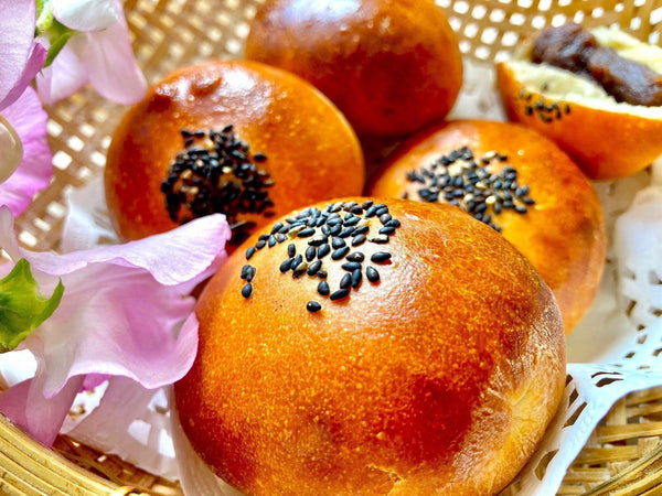 How to Make Anpan (Red Bean Buns) From Scratch-Japanese Taste