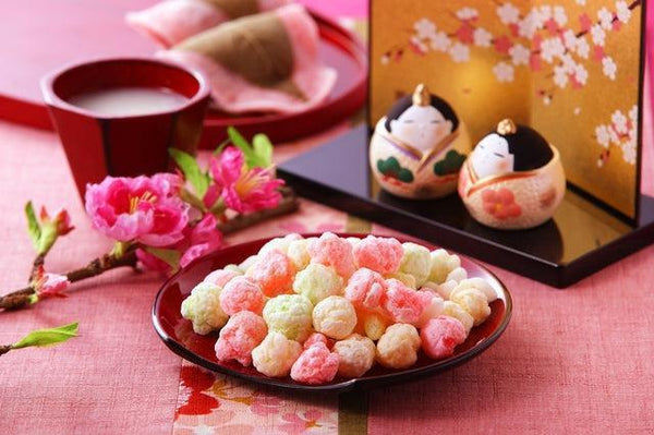 The Best Traditional and Modern Japanese Snacks - The Definitive Guide