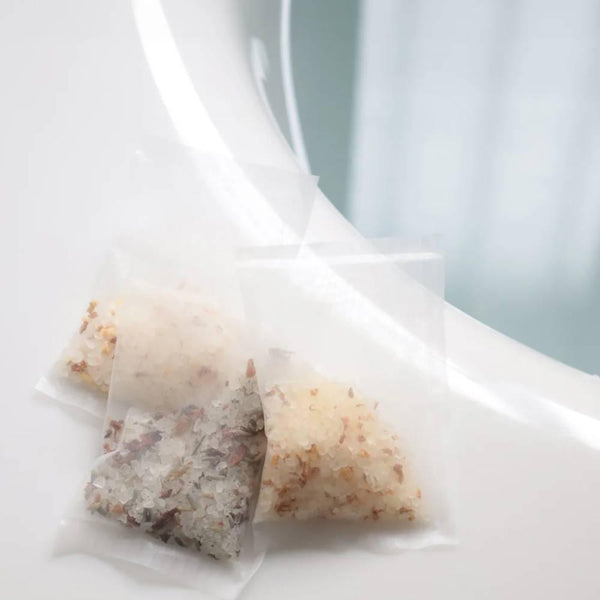 Hana To Mi Herb Bath Salt Kikka Citrus Fruity Yuzu x Chamomile 40g