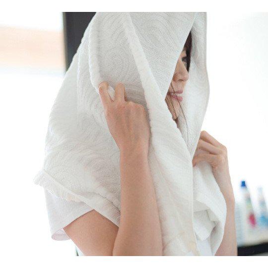 Imabari-Towel-White-Cotton-Bath-Towels-60-x-110cm-(Set-of-2)-2-2023-10-31T08:03:30.890Z.jpg