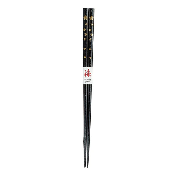 Isuke-Non-Slip-Lacquered-Wood-Japanese-Chopsticks-Black-and-Gold-1-2024-06-05T04:49:55.039Z.webp