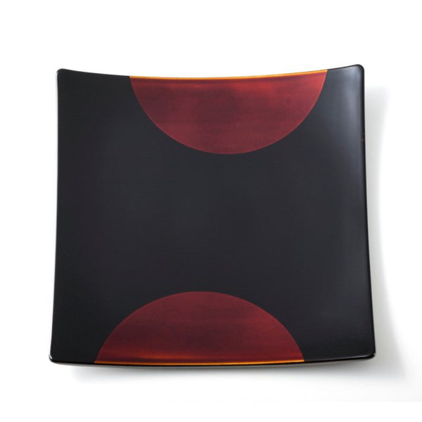 Isuke-Squared-Sandalwood-Lacquered-Plate-Sun-and-Moon-1-2023-11-07T07:10:27.264Z.jpg