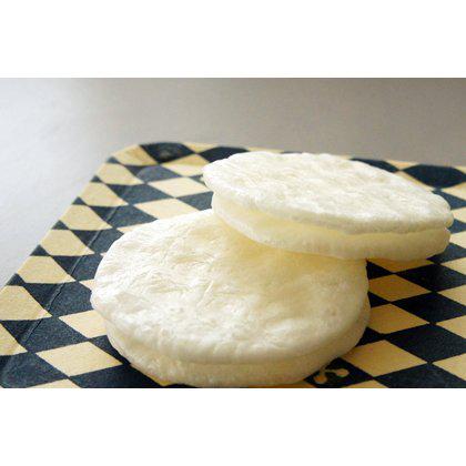 Kameda-Shiroi-Fusen-Milk-Cream-Filled-Soft-Rice-Crackers--Pack-of-3--2-2023-12-01T05:47:04.470Z.jpg