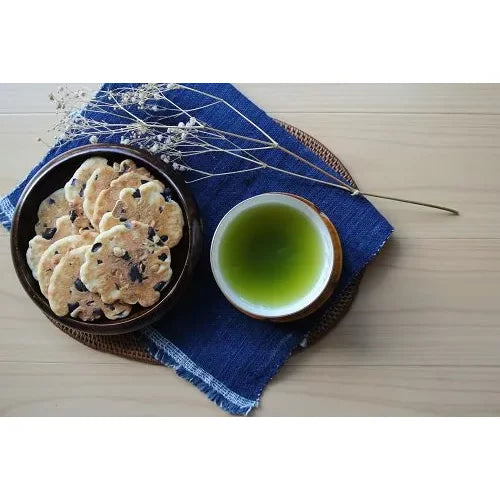 Kikuya-Traditional-Black-Soybean-Senbei-Kuromame-Crackers-100g-3-2023-12-27T00:11:55.836Z.webp