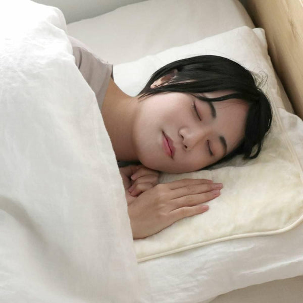 Kinuya Super Gentle & Soft Silk Pillow Cover Pad 42 x 32cm