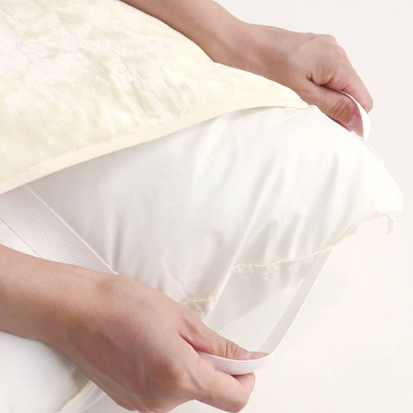 Kinuya Super Gentle & Soft Silk Pillow Cover Pad 42 x 32cm