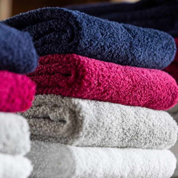 Oboro Lightweight Fluffy Face Towel Soft & Highly Absorbent 33×85cm