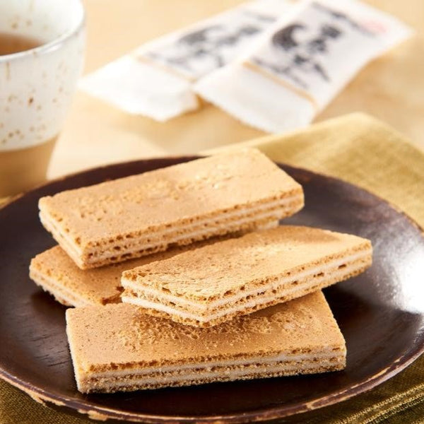 Raicho-no-Sato-Traditional-Cream-Filled-Sandwich-Cookies-16-Pieces-5-2024-08-24T08:26:01.213Z.jpg