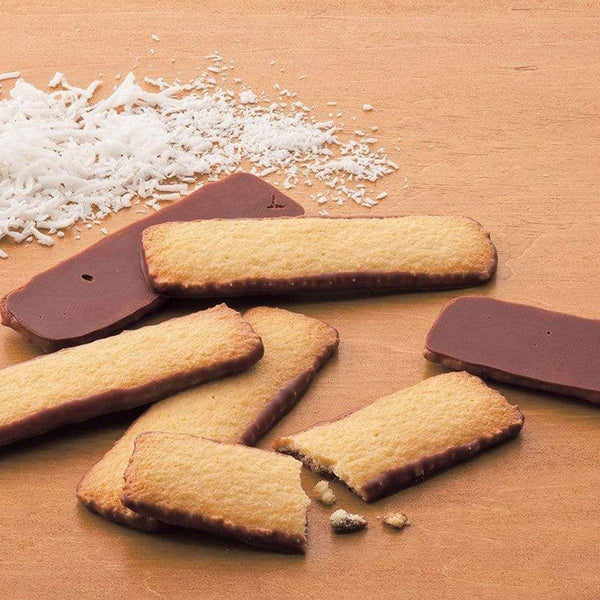 Royce Baton Biscuits Coconut and Hazel Cacao 50 Pieces