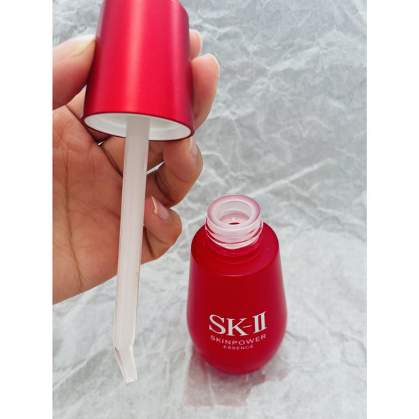 SK-II-Skin-Power-Essence-Moisturizing-and-Firming-Serum-50ml-3-2023-11-21T07:46:19.165Z.jpg