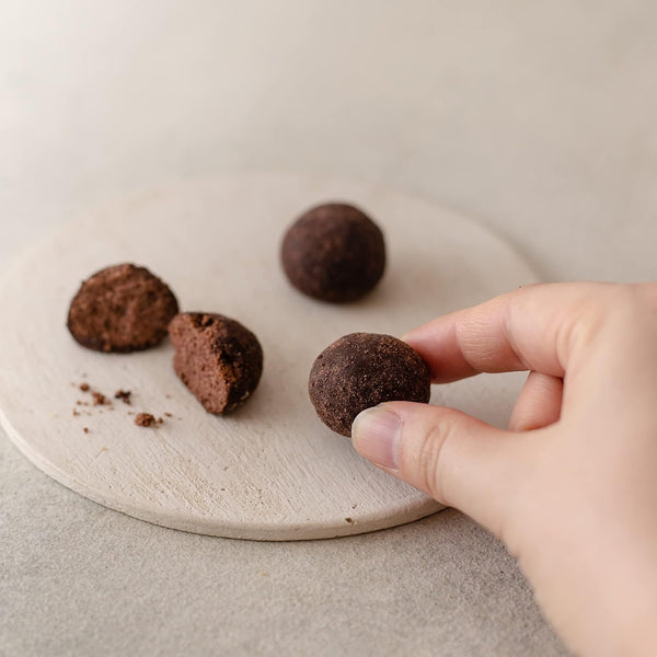 Tatatado-Vegan-Gluten-Free-Cacao-Cookie-Balls-Pack-of-3-2-2024-12-17T08:07:57.732Z.jpg