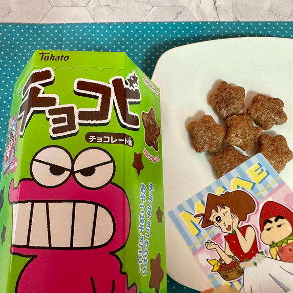 Tohato Chocobi Star Shaped Chocolate Corn Puff Snack + Shin-Chan Sticker 25g (Pack of 3)
