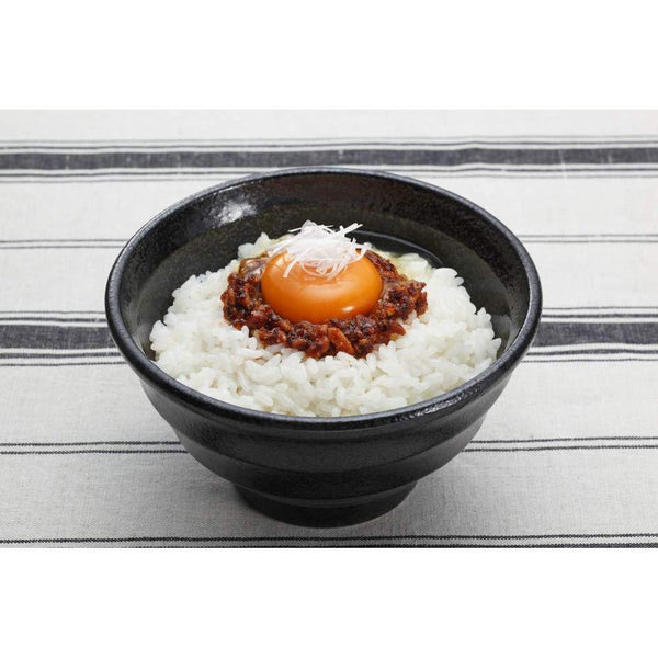 Momoya Rayu Chili Oil with Fried Garlic 110g, Japanese Taste