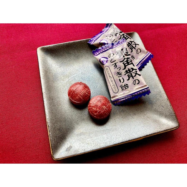 P-2-RYKK-CDYCBL-1-Ryukakusan Herbal Throat Candy Cassis and Blueberry Cough Drops 75g.jpg
