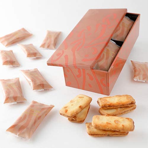 Yoku Moku Bateau de Macadamia Sandwich Cookies 16 Pieces, Japanese Taste